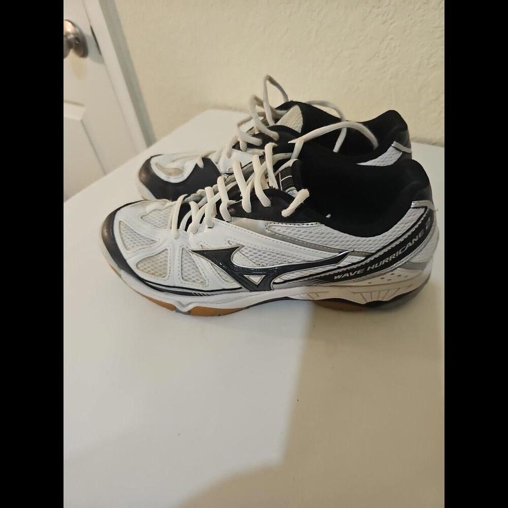 Mizuno Wave Hurricane 2 Women's Volleyball Shoes Size 9 1/2
